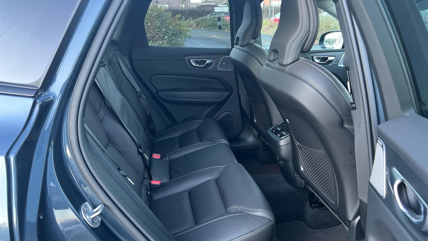 Used Volvo XC60 2025 for sale - 76886264: Photo 6