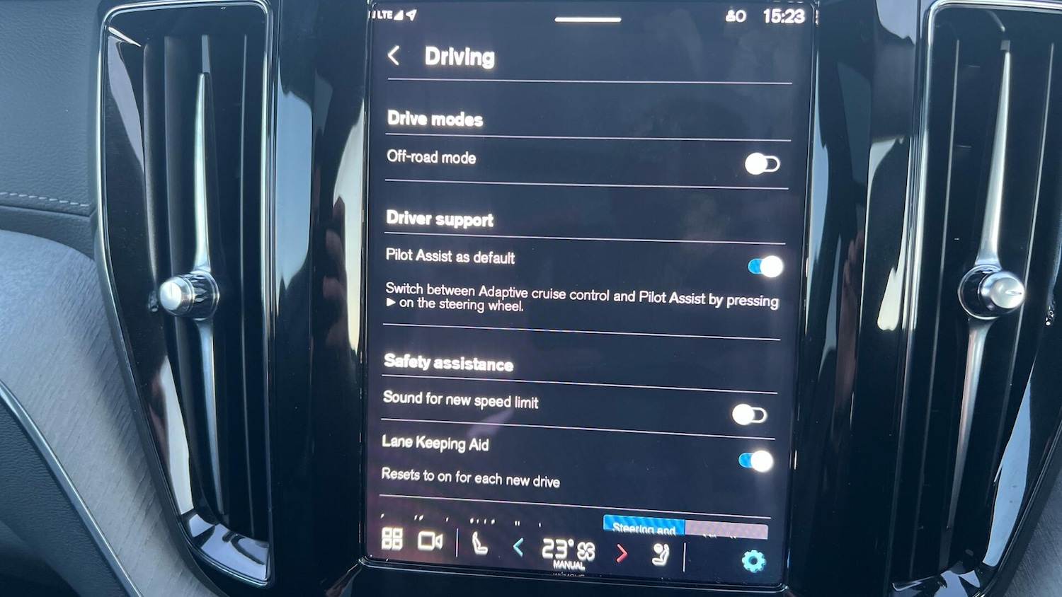 Used Volvo XC60 2025 for sale - 76886264: Photo 65