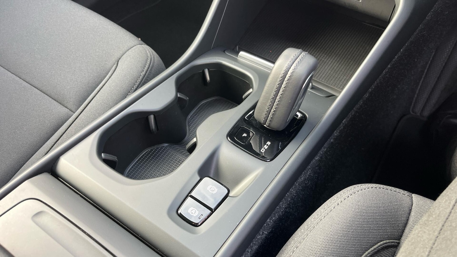 Used Volvo XC40 2020 for sale - 76083752: Photo 24