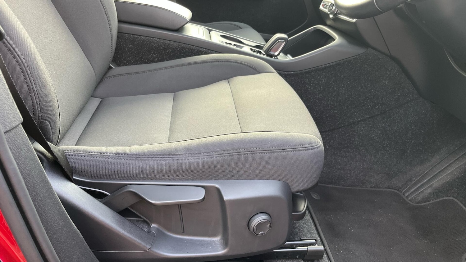 Used Volvo XC40 2020 for sale - 76083752: Photo 28