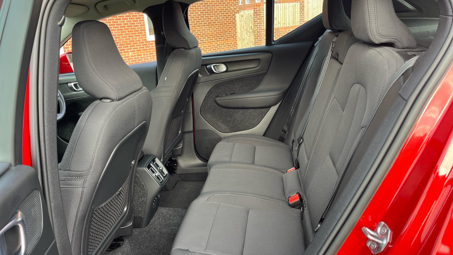 Used Volvo XC40 2020 for sale - 76083752: Photo 30