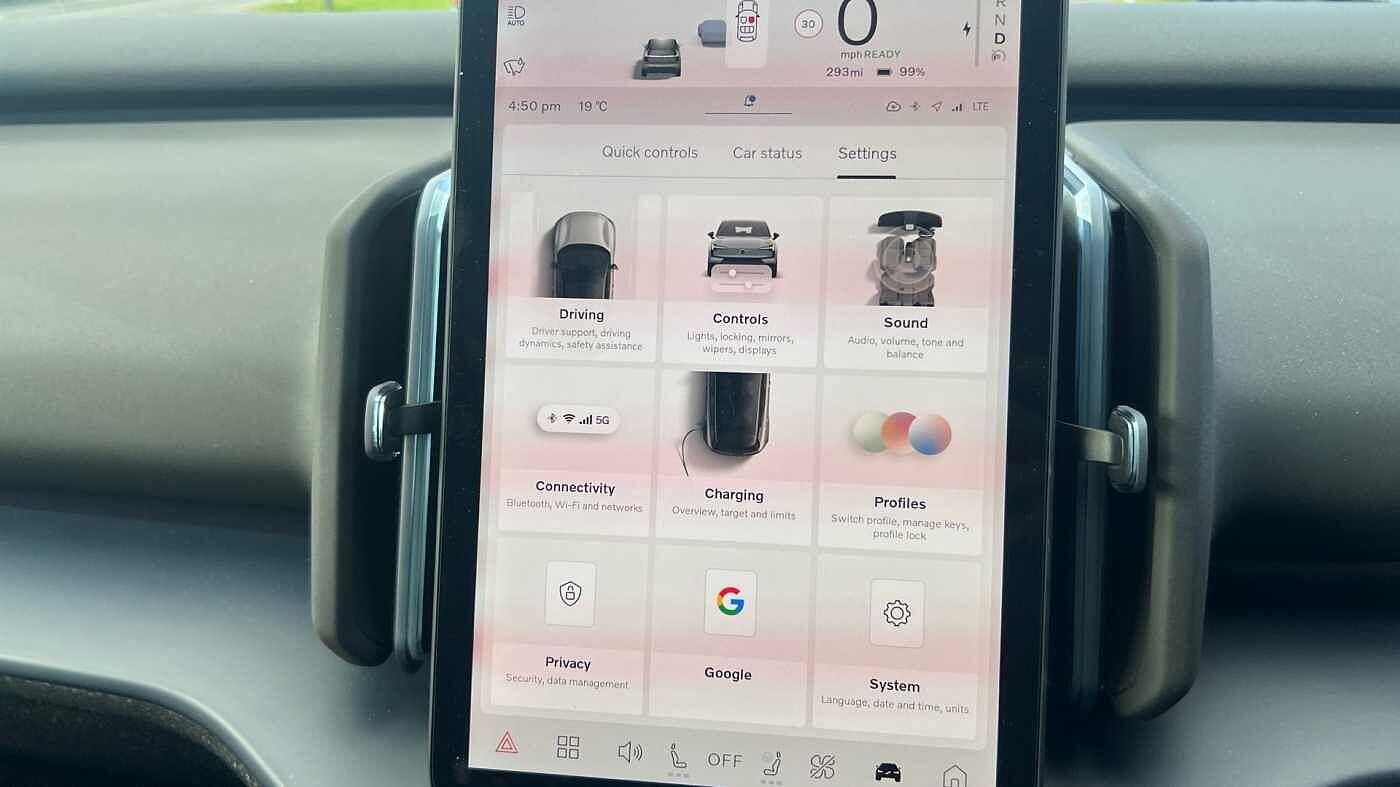 Used Volvo EX30 2025 for sale - 76591938: Photo 33