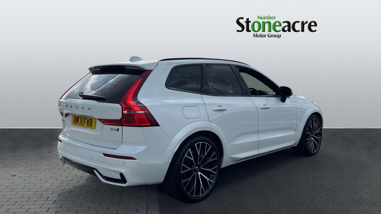 Used Volvo XC60 2021 for sale - 75857255: Photo 2