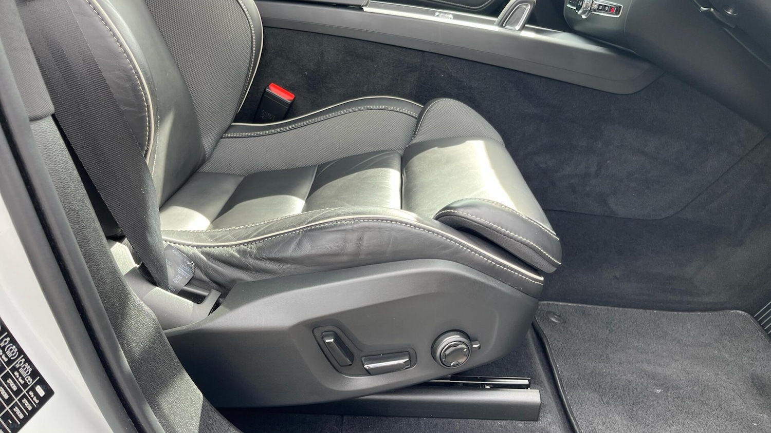 Used Volvo XC60 2021 for sale - 75857255: Photo 28