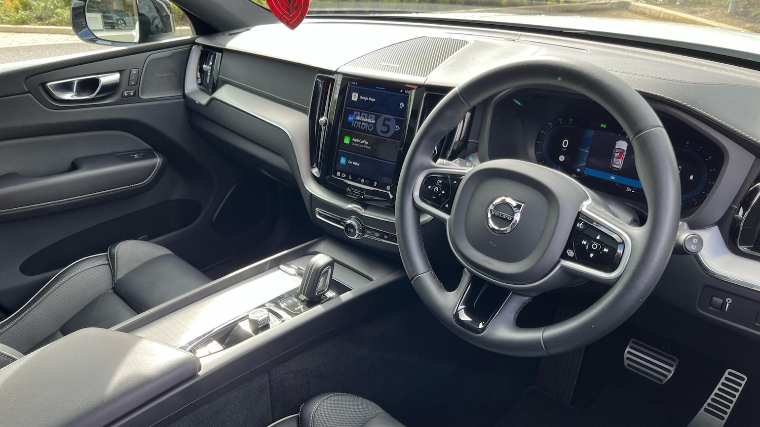 Used Volvo XC60 2021 for sale - 75857255: Photo 4