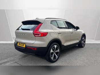 Used Volvo XC40 2024 for sale - 77853498: Photo