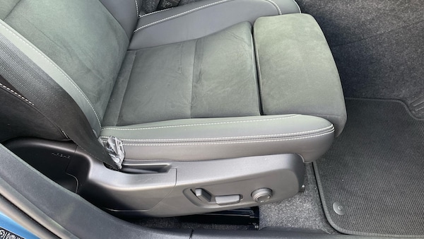 Used Volvo XC40 2024 for sale - 75609637: Photo 28