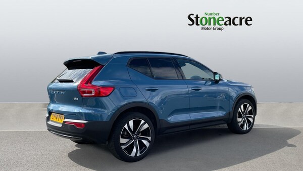 Used Volvo XC40 2024 for sale - 75609637: Photo 2