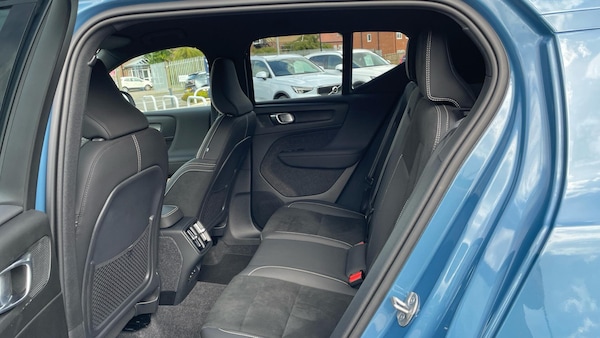 Used Volvo XC40 2024 for sale - 75609637: Photo 31