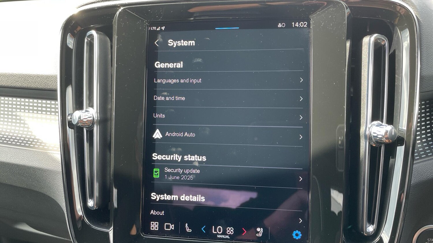 Used Volvo XC40 2024 for sale - 75609637: Photo 50