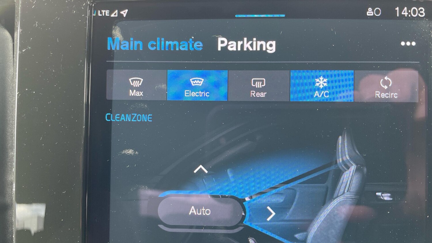 Used Volvo XC40 2024 for sale - 75609637: Photo 51