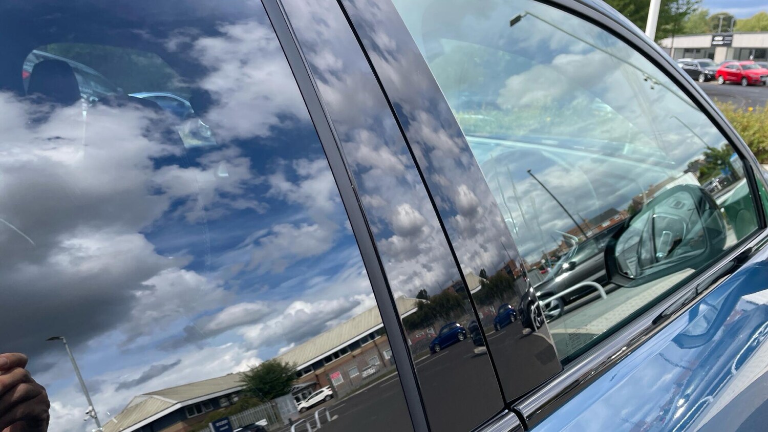 Used Volvo XC40 2024 for sale - 75609637: Photo 60