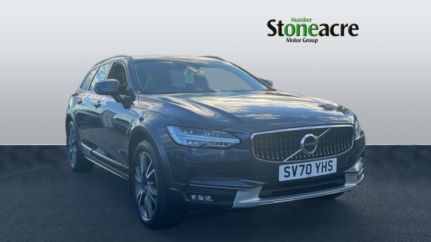 Used Volvo V90 Cross Country for sale - 75915430: Photo 1