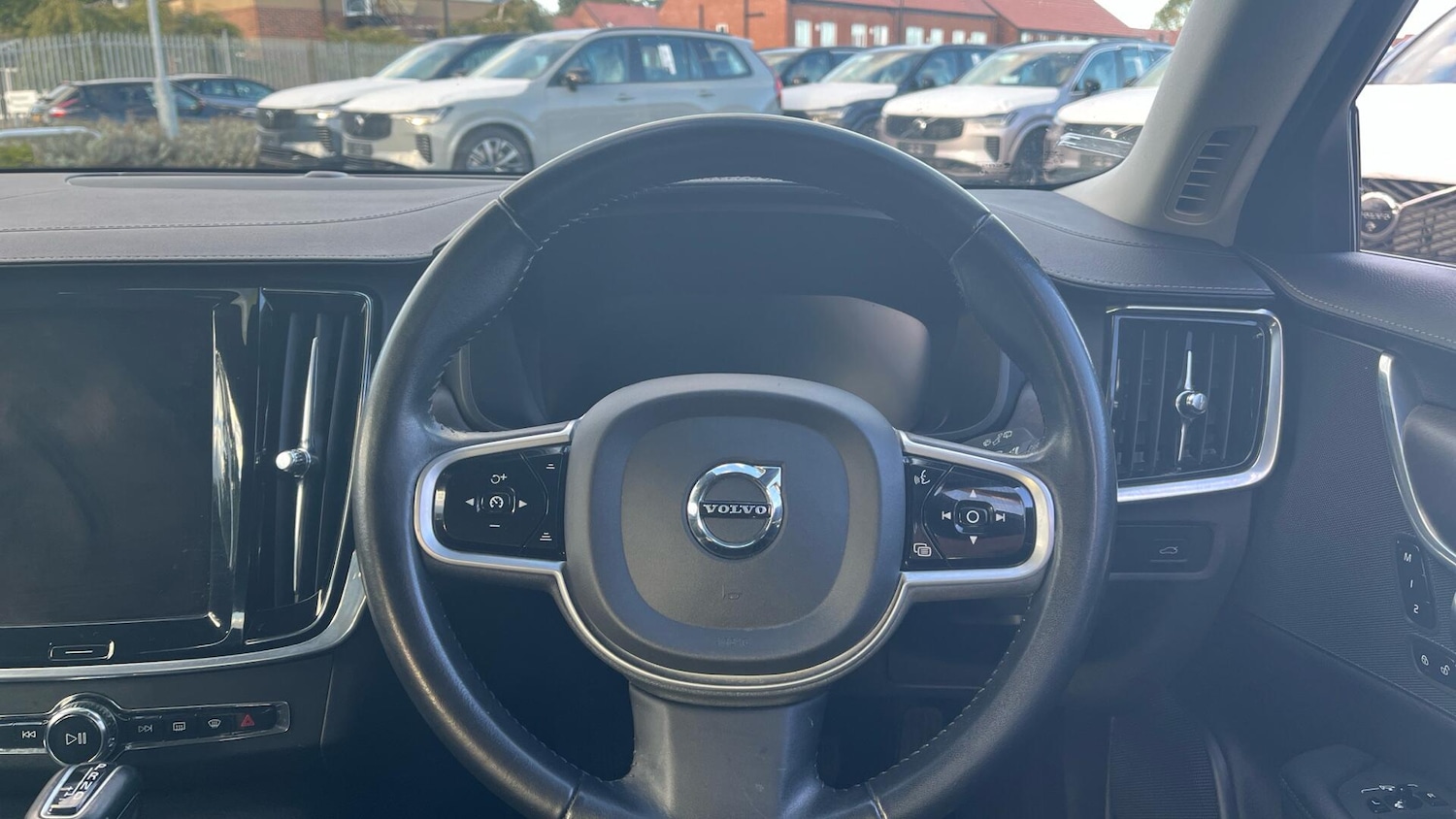 Used Volvo V90 Cross Country for sale - 75915430: Photo 10