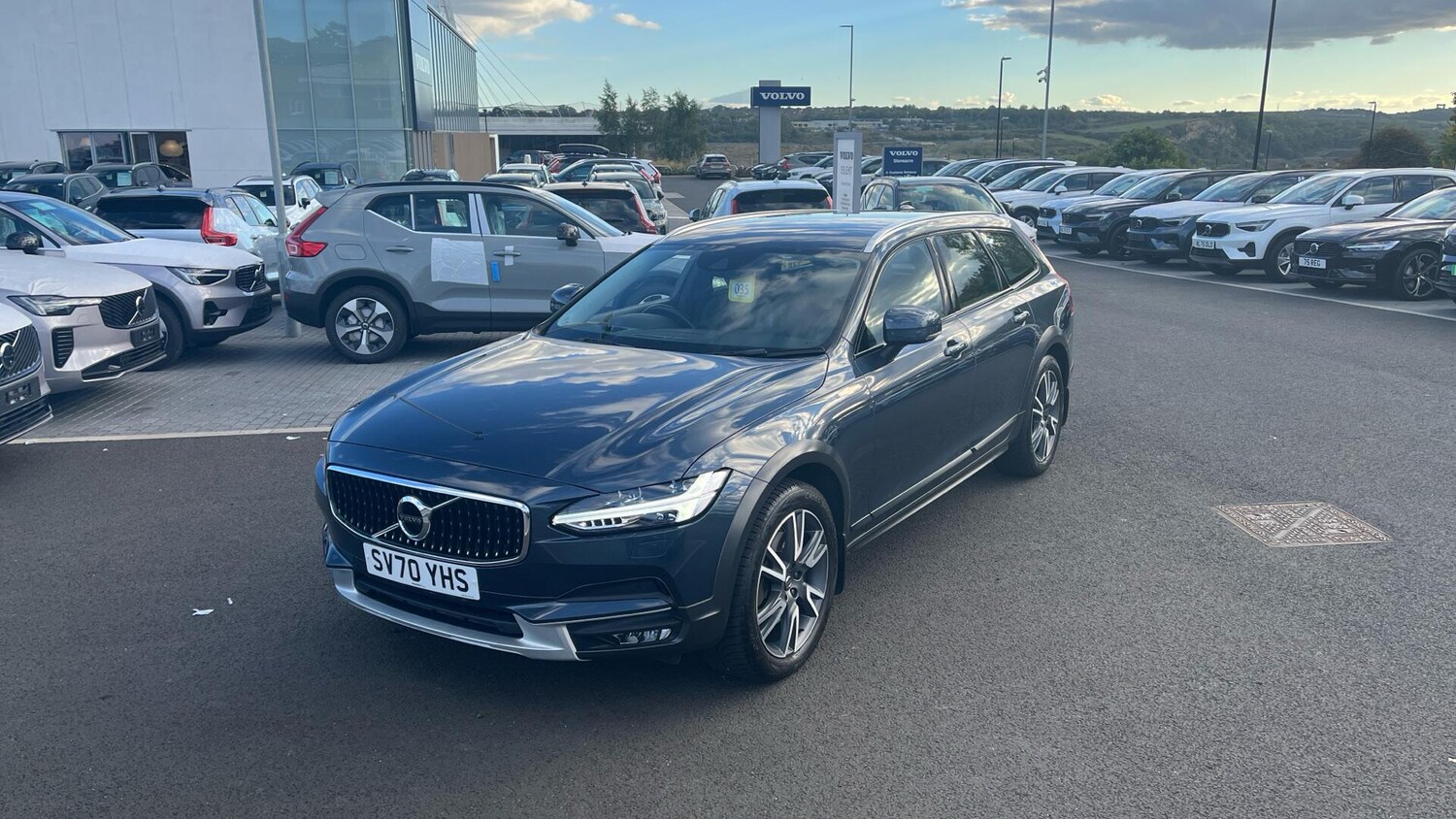 Used Volvo V90 Cross Country for sale - 75915430: Photo 41
