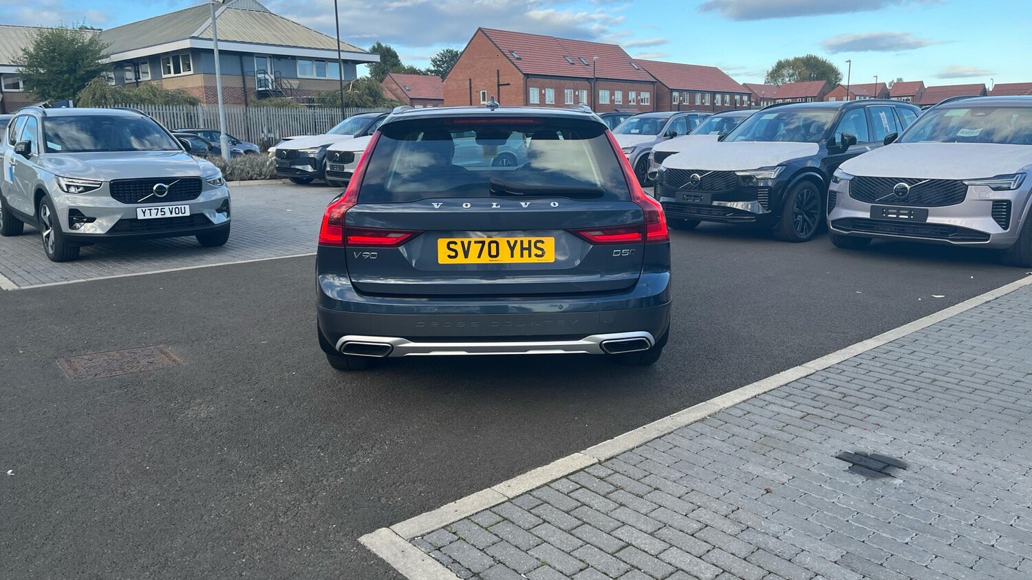 Used Volvo V90 Cross Country for sale - 75915430: Photo 44