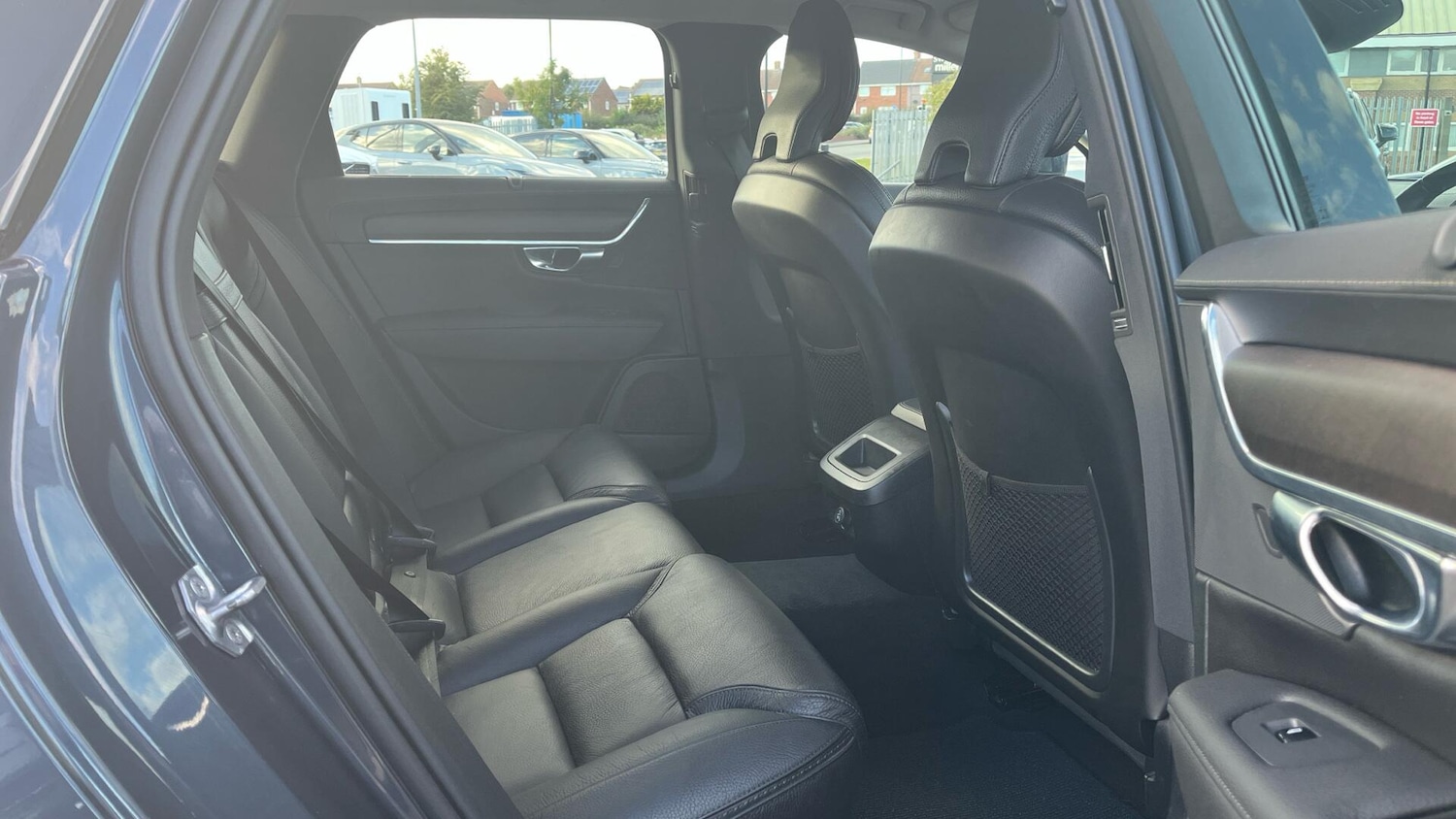Used Volvo V90 Cross Country for sale - 75915430: Photo 6