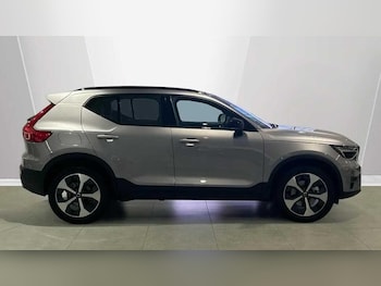 Used Volvo XC40 2026 for sale - 78170114: Photo