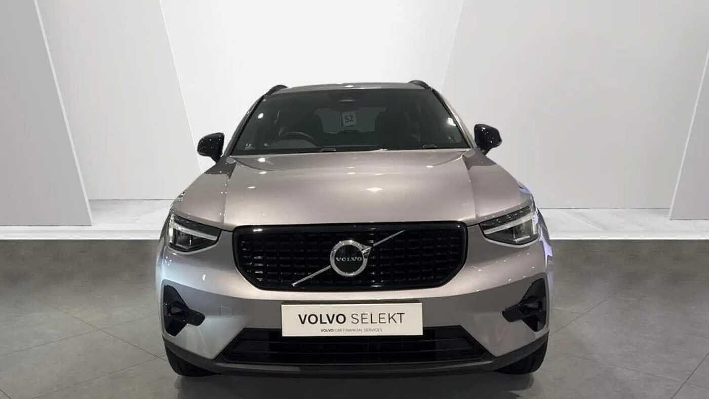 Used Volvo XC40 2026 for sale - 78170114: Photo 3
