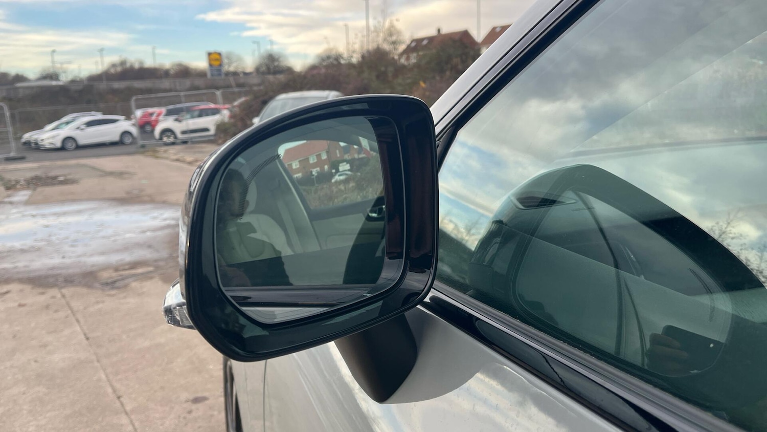 Used Volvo XC60 2025 for sale - 76886099: Photo 14