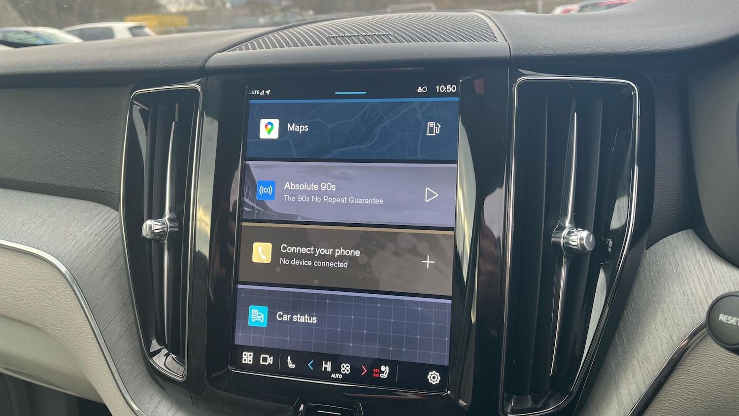 Used Volvo XC60 2025 for sale - 76886099: Photo 17