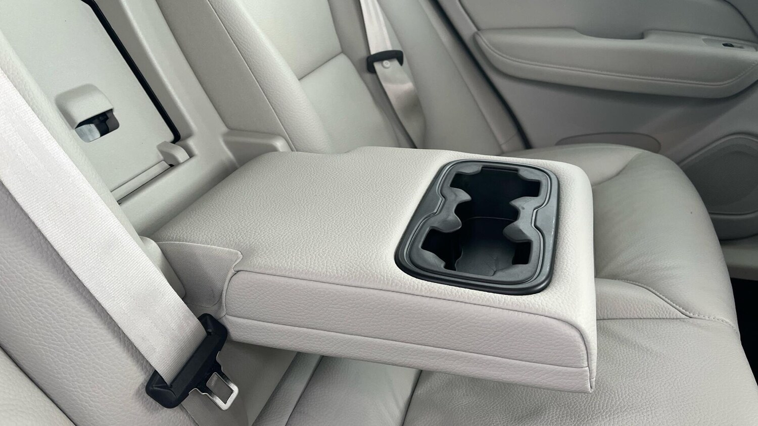 Used Volvo XC60 2025 for sale - 76886099: Photo 34