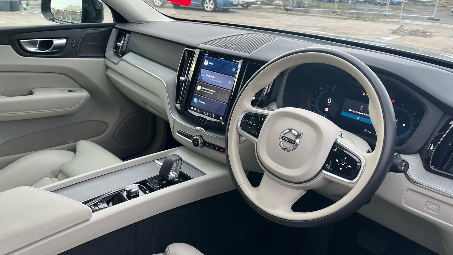 Used Volvo XC60 2025 for sale - 76886099: Photo 4