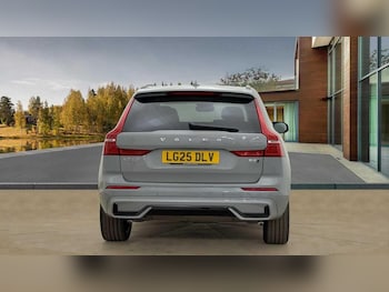 Used Volvo XC60 2025 for sale - 76886099: Photo
