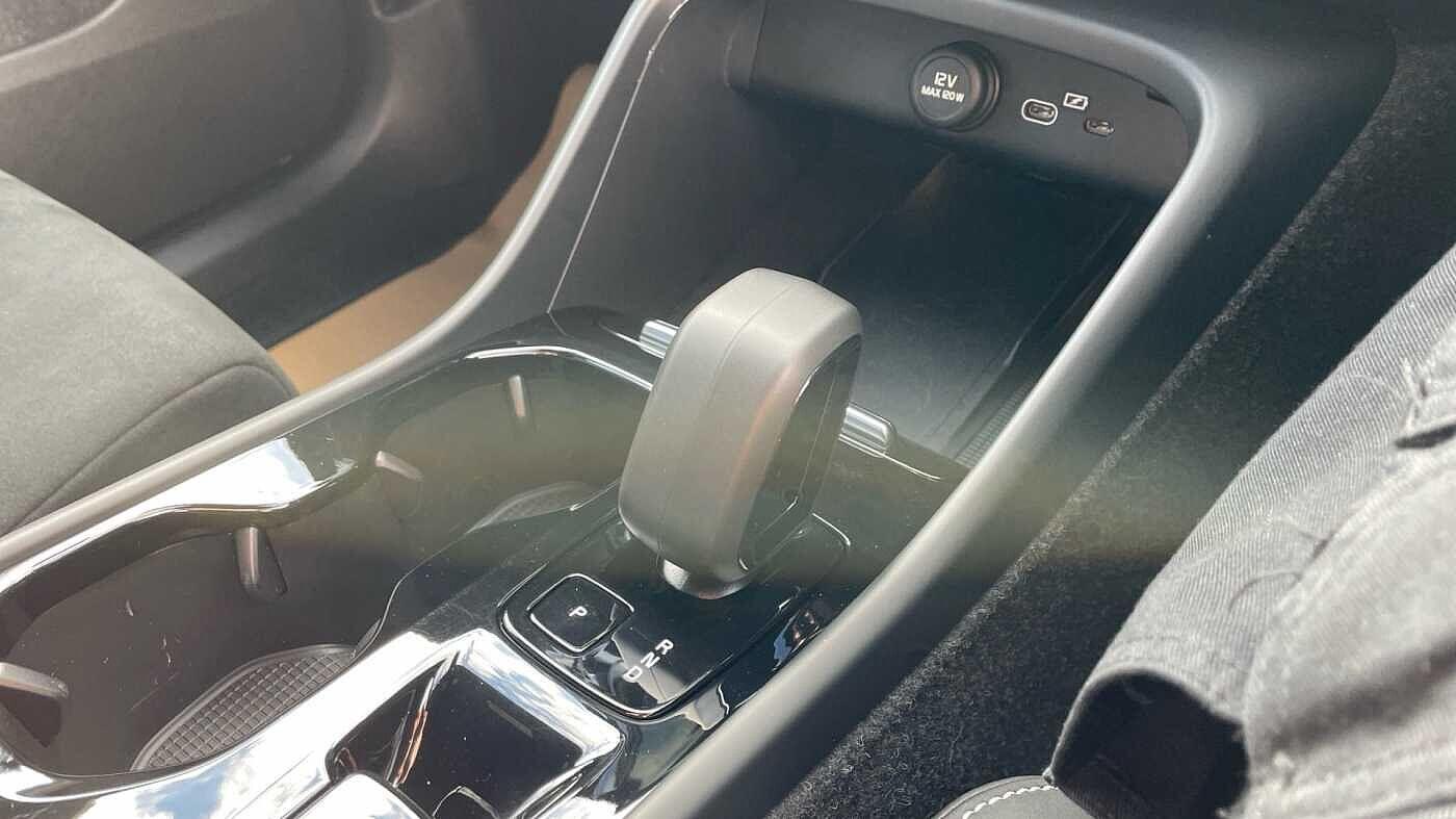 Used Volvo XC40 2025 for sale - 76592311: Photo 45