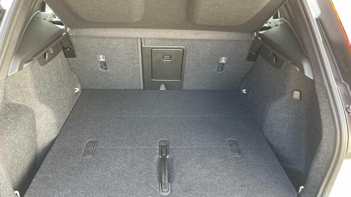 Used Volvo XC40 2025 for sale - 76592311: Photo 48