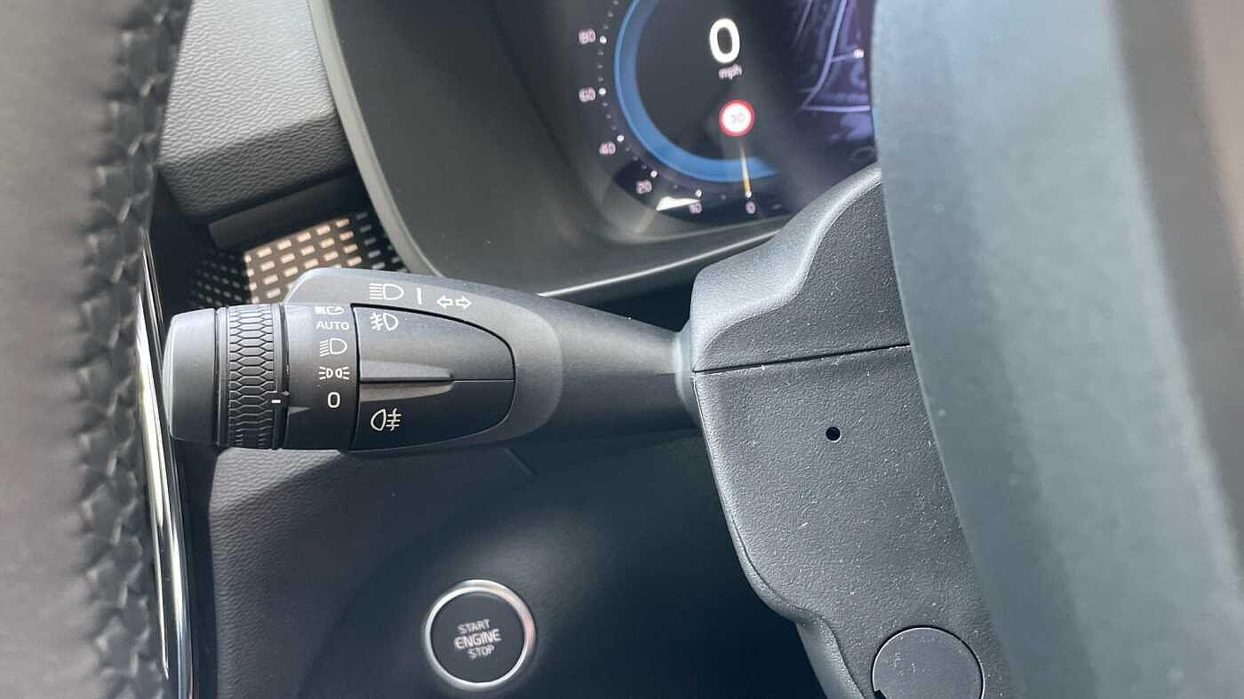 Used Volvo XC40 2025 for sale - 76592311: Photo 55