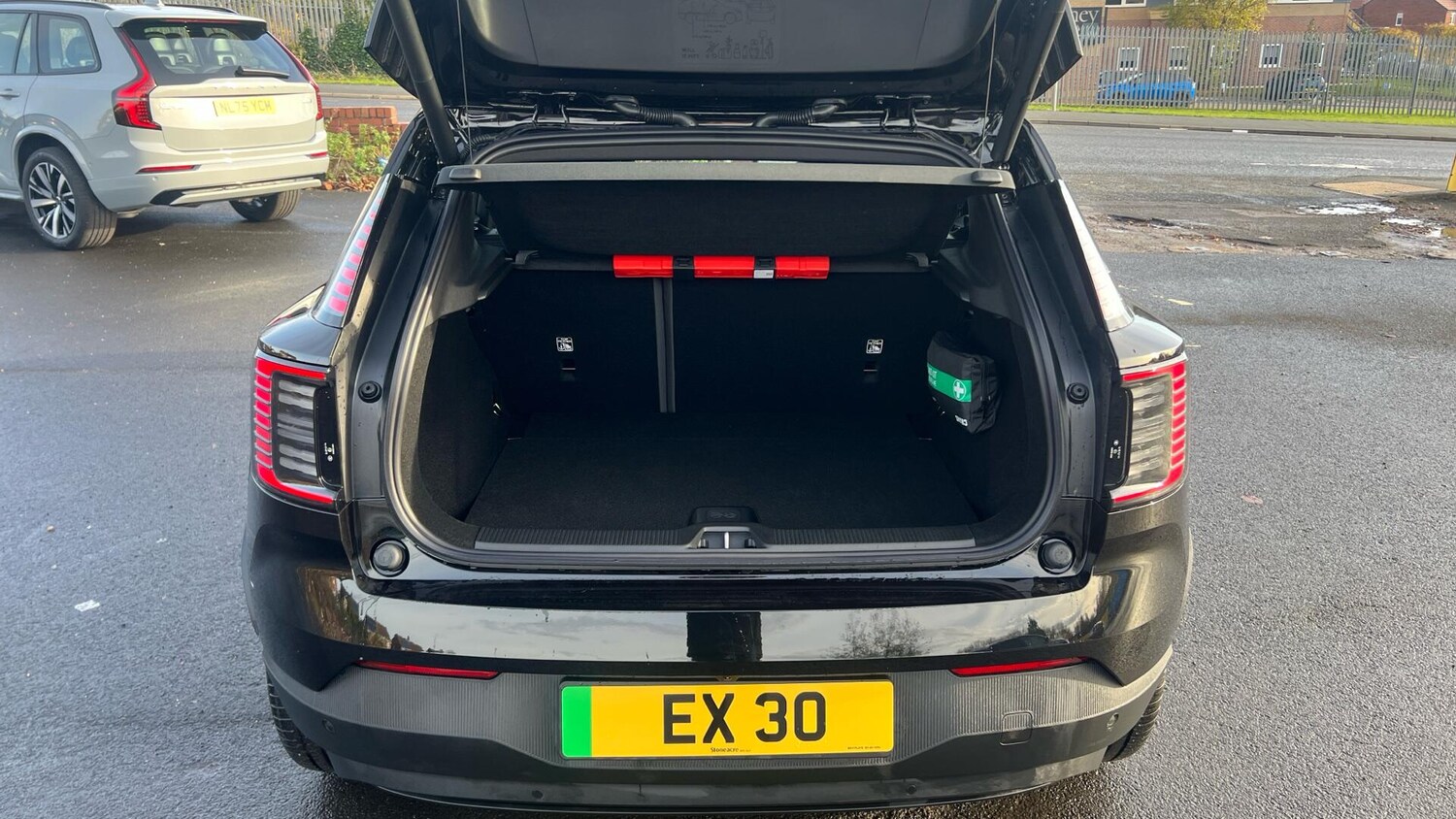 Used Volvo EX30 2025 for sale - 76592239: Photo 13