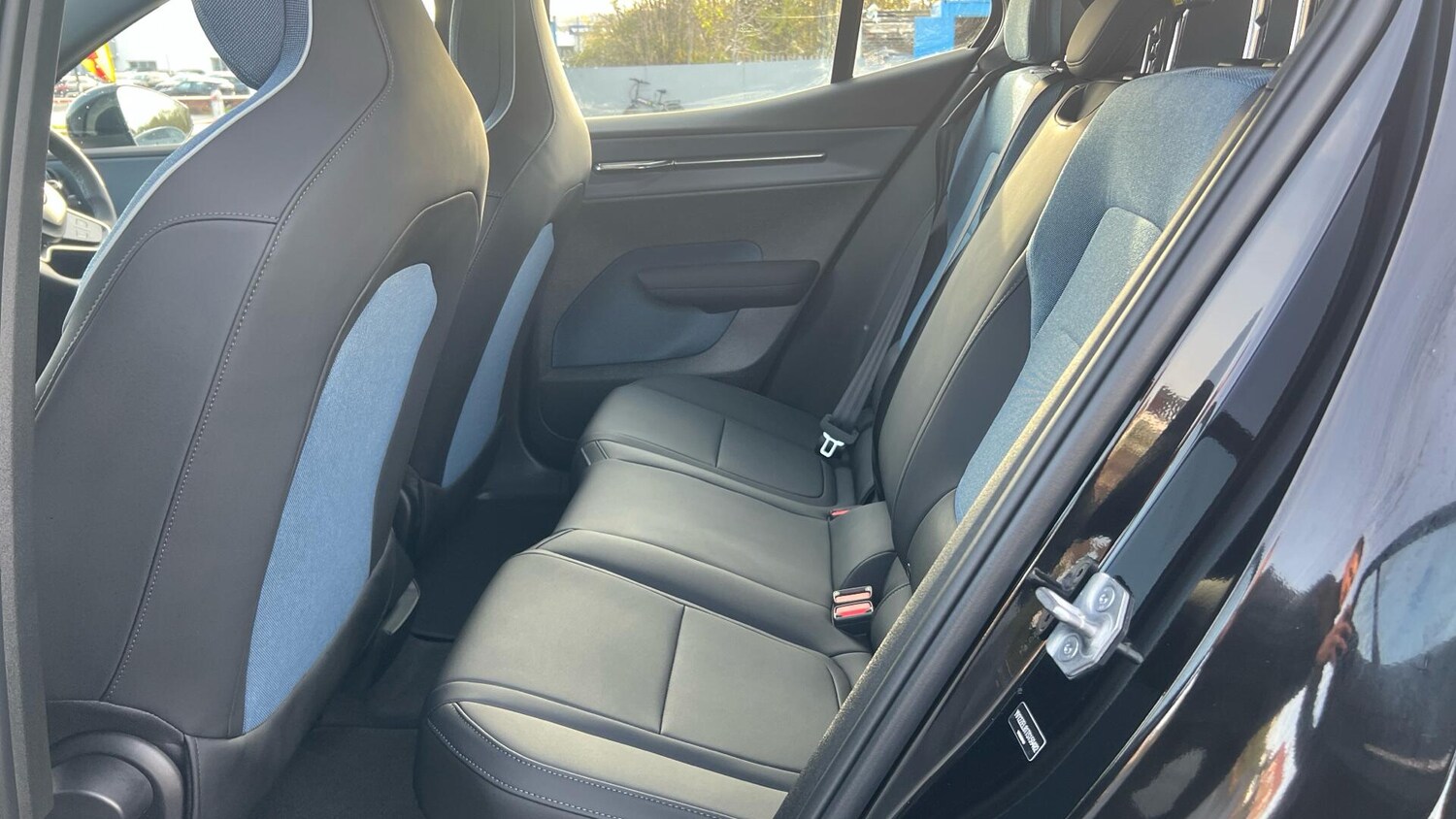 Used Volvo EX30 2025 for sale - 76592239: Photo 33