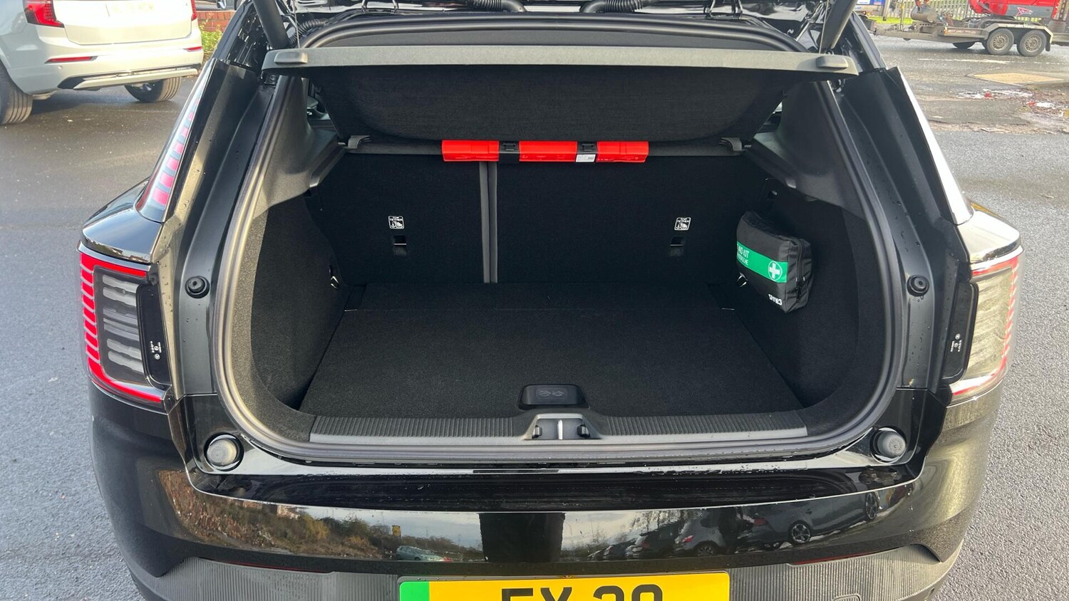 Used Volvo EX30 2025 for sale - 76592239: Photo 68