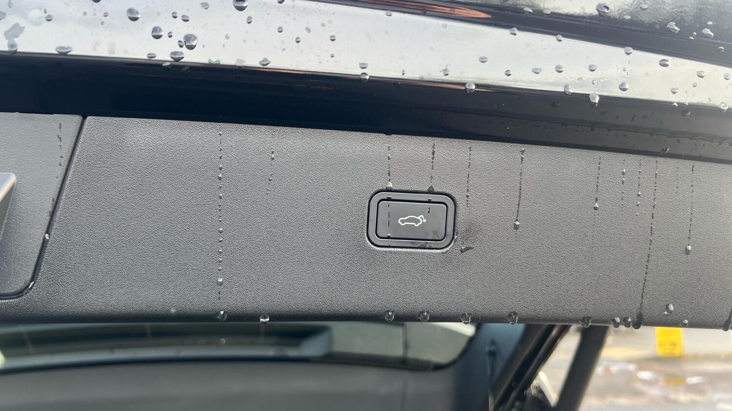 Used Volvo EX30 2025 for sale - 76592239: Photo 69