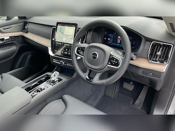 Used Volvo XC90 2025 for sale - 75768714: Photo