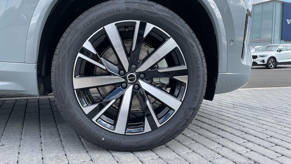 Used Volvo XC90 2025 for sale - 75768714: Photo 9