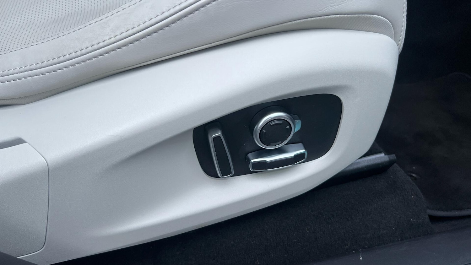 Used Jaguar F-Pace 2021 for sale - 77029605: Photo 30