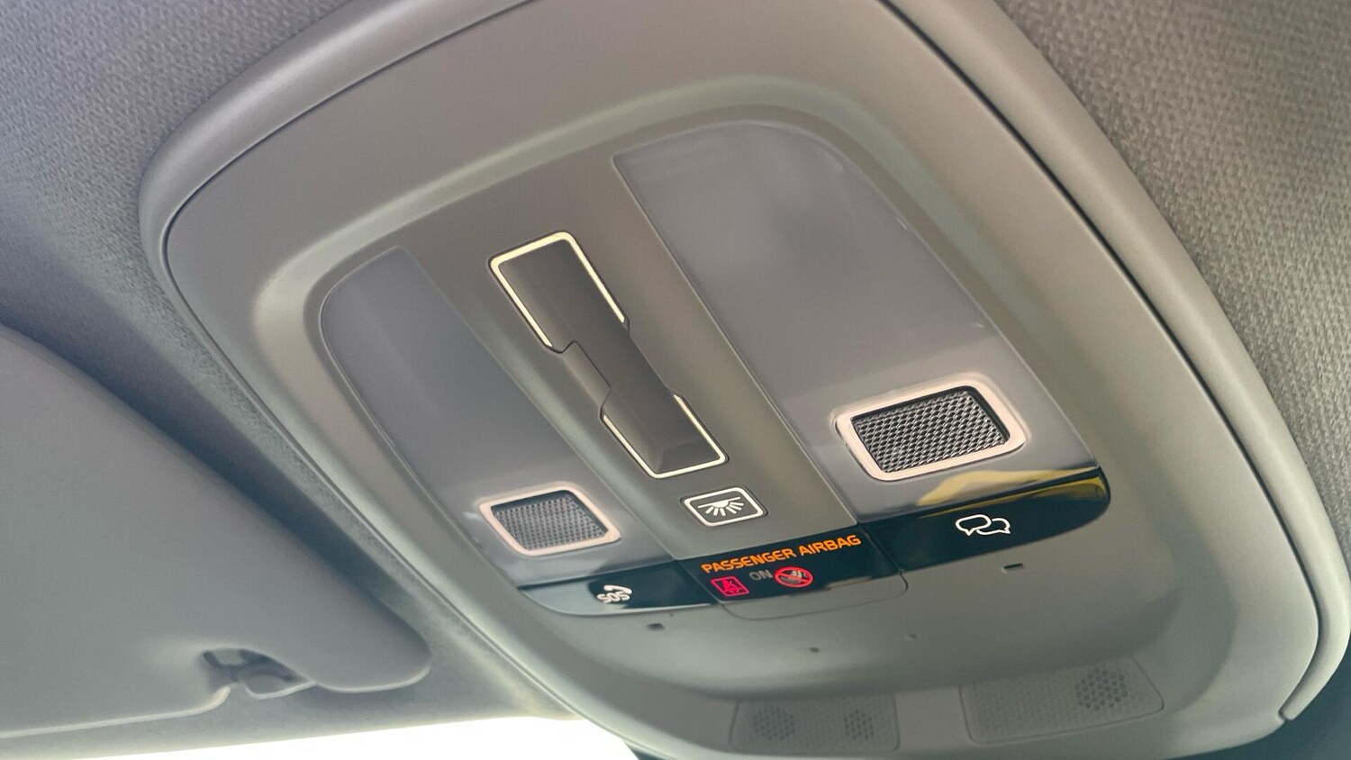 Used Volvo XC40 2025 for sale - 77633152: Photo 28