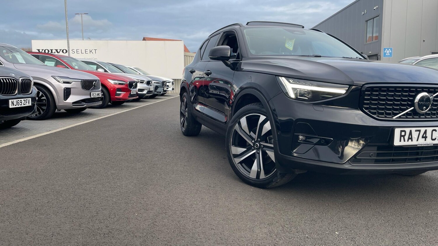 Used Volvo XC40 2025 for sale - 77633152: Photo 39