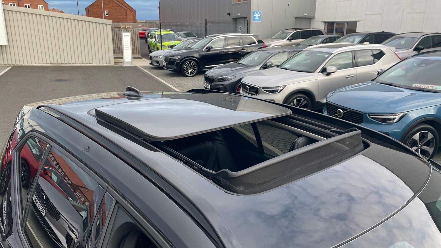 Used Volvo XC40 2025 for sale - 77633152: Photo 43