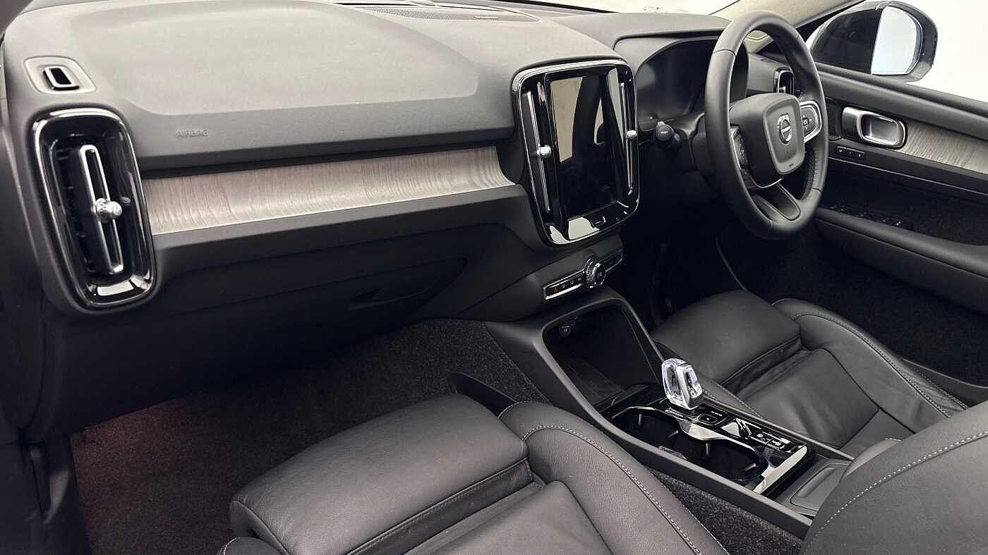 Used Volvo XC40 2025 for sale - 77633152: Photo 6