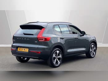Used Volvo XC40 2026 for sale - 79750510: Photo