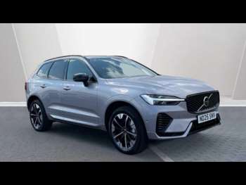 2025 (25) - Plus T6 AWD Plug-in hybrid 5-Door