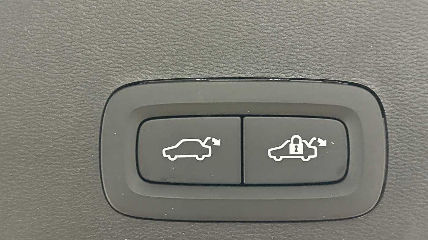 Used Volvo XC40 2025 for sale - 77524209: Photo 19