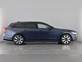 Used Volvo V90 2026 for sale - 77683379: Photo