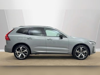 Used Volvo XC60 2025 for sale - 78842817: Photo