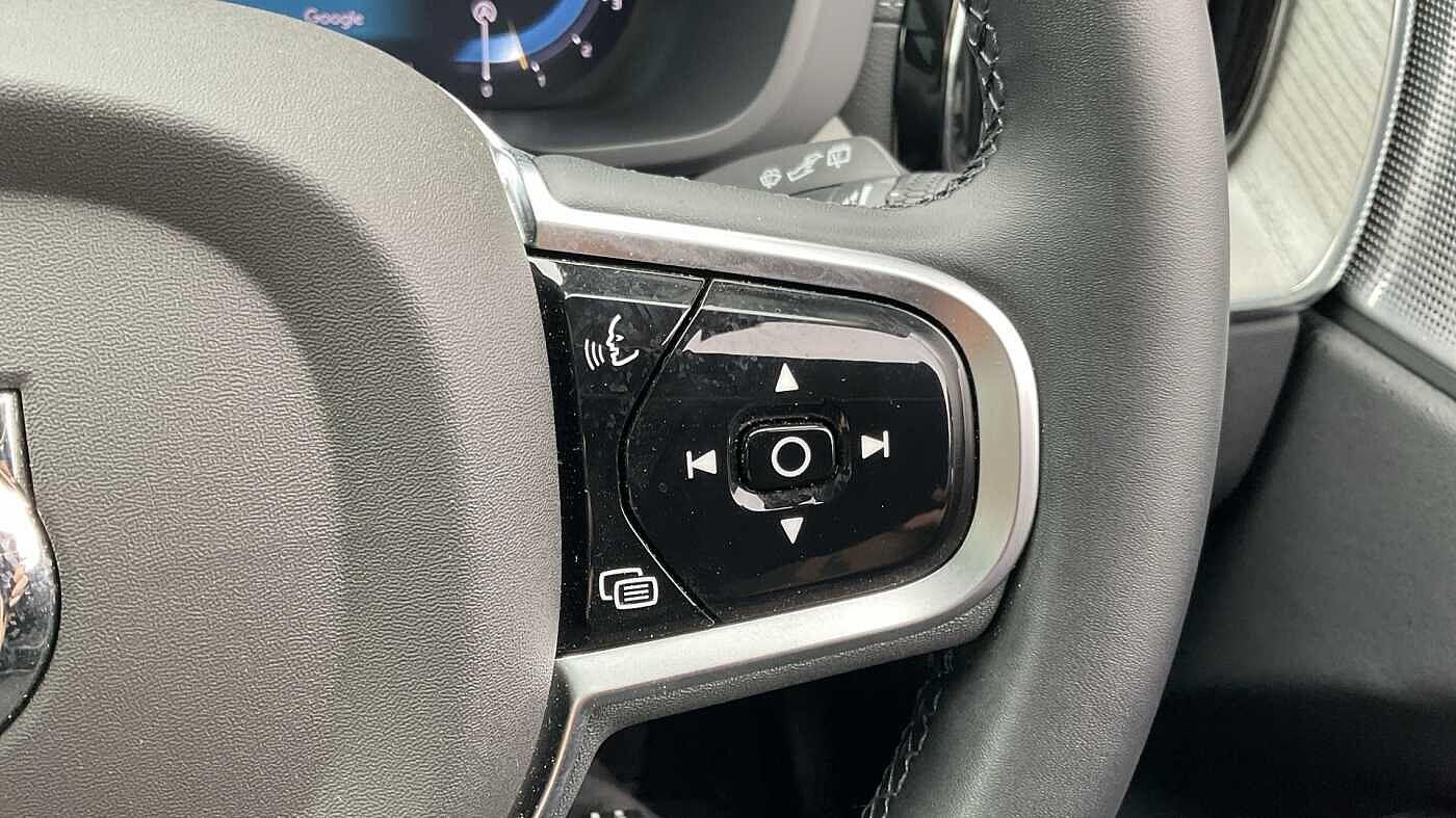 Used Volvo XC60 2024 for sale - 76886376: Photo 25