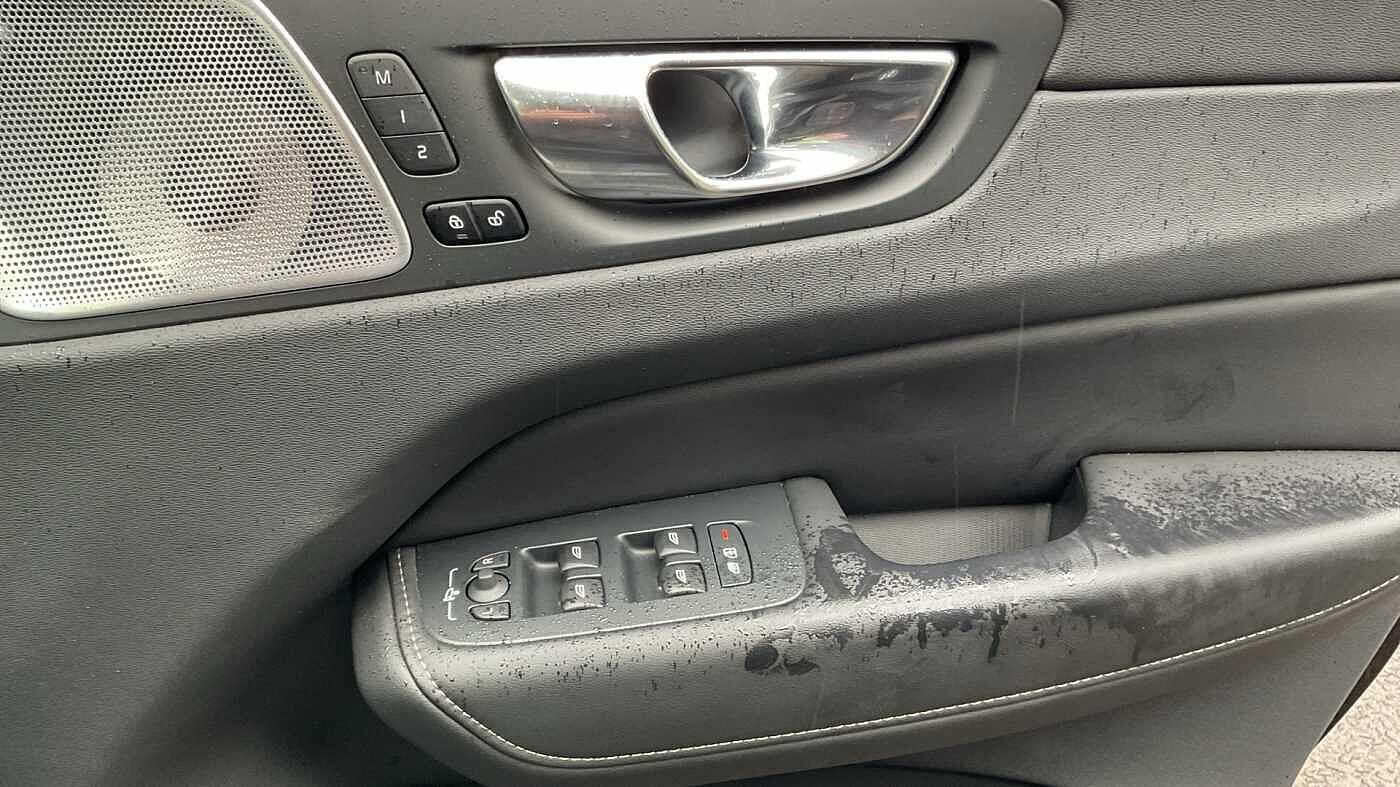 Used Volvo XC60 2024 for sale - 76886376: Photo 32