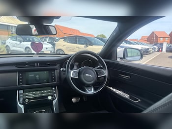 Used Jaguar XF 2015 for sale - 78635828: Photo
